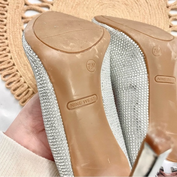 Nine West Twinn Silver Rhinestone Heels Size 7.5 - Picture 10 of 12